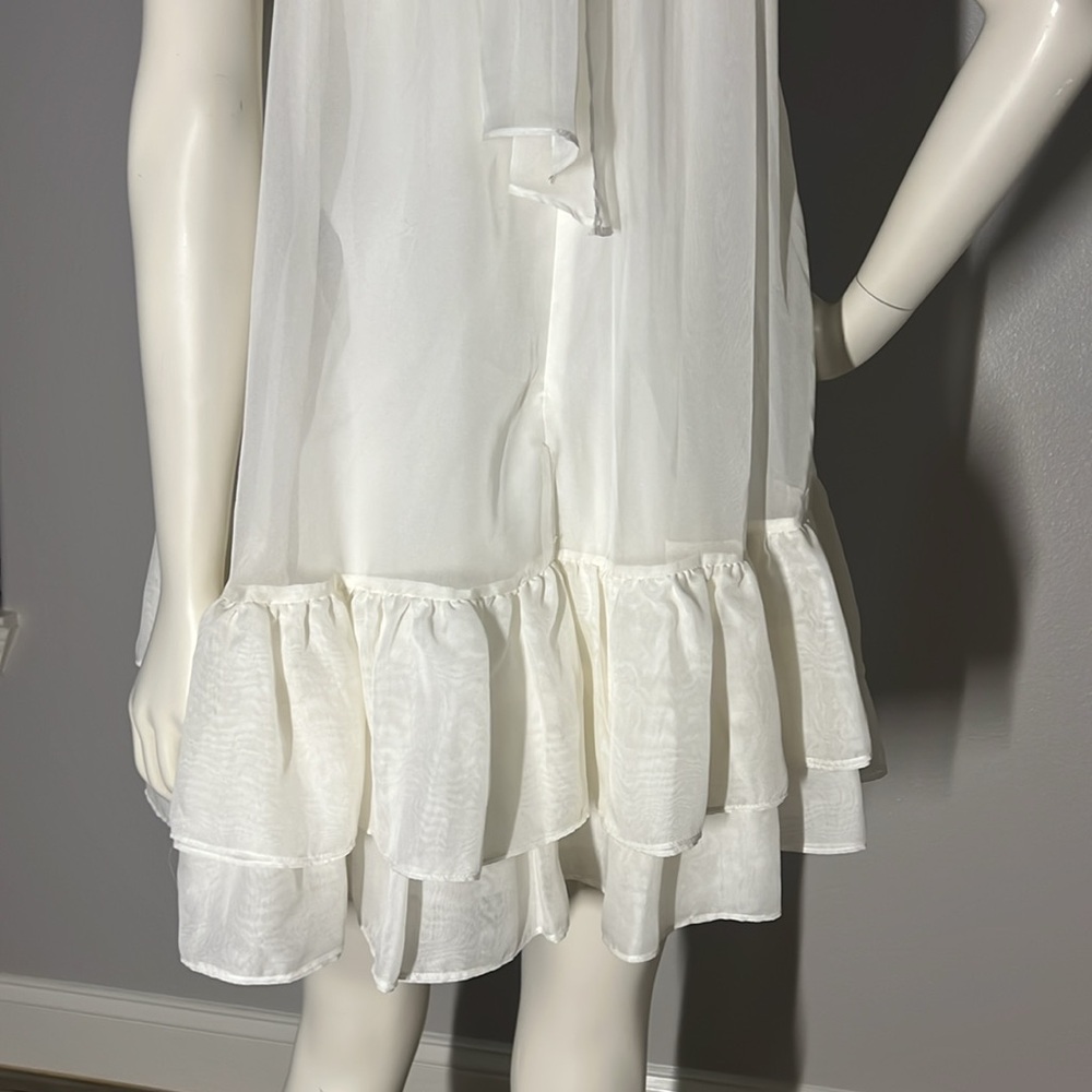 Alice + Olivia New Elegant White Ruffle Dress Size Small $149 OBO - Picture 3 of 10